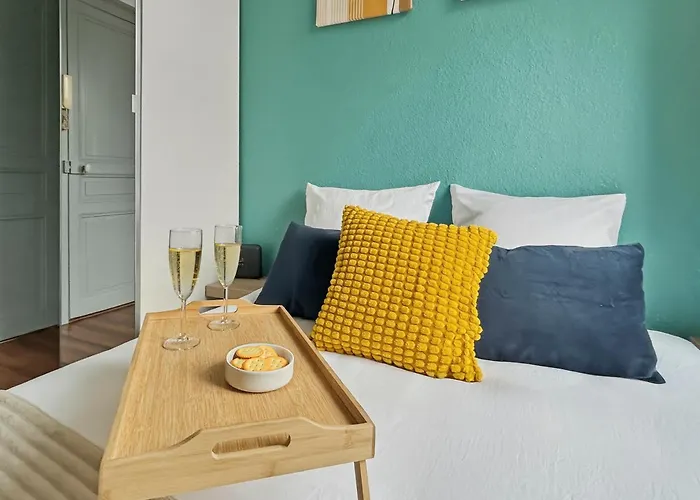 Daire Cosy Et Calme, Coeur De Ville, Vivez
