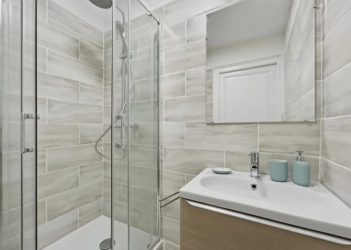 Cosy Et Calme, Cœur De Ville, Vivez Appartement *